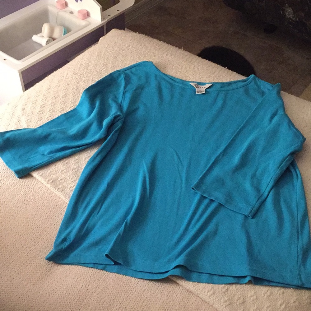 Turquoise blouse